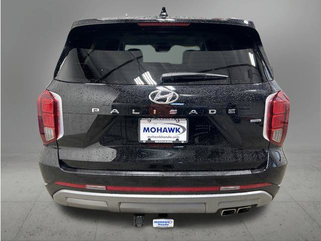Used 2025 Hyundai Palisade Limited AWD/4WD image 4