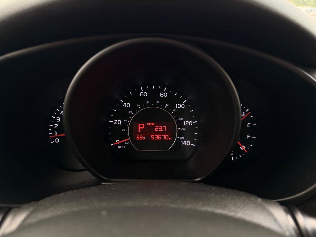 Used 2019 Kia Soul + FWD image 3