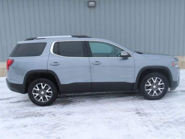 Used 2023 GMC Acadia SLE w/ Driver Convenience Package image 2