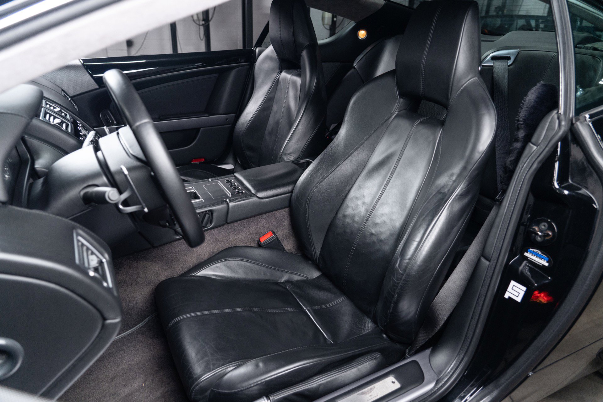 Used 2007 Aston Martin DB9 Coupe RWD image 51