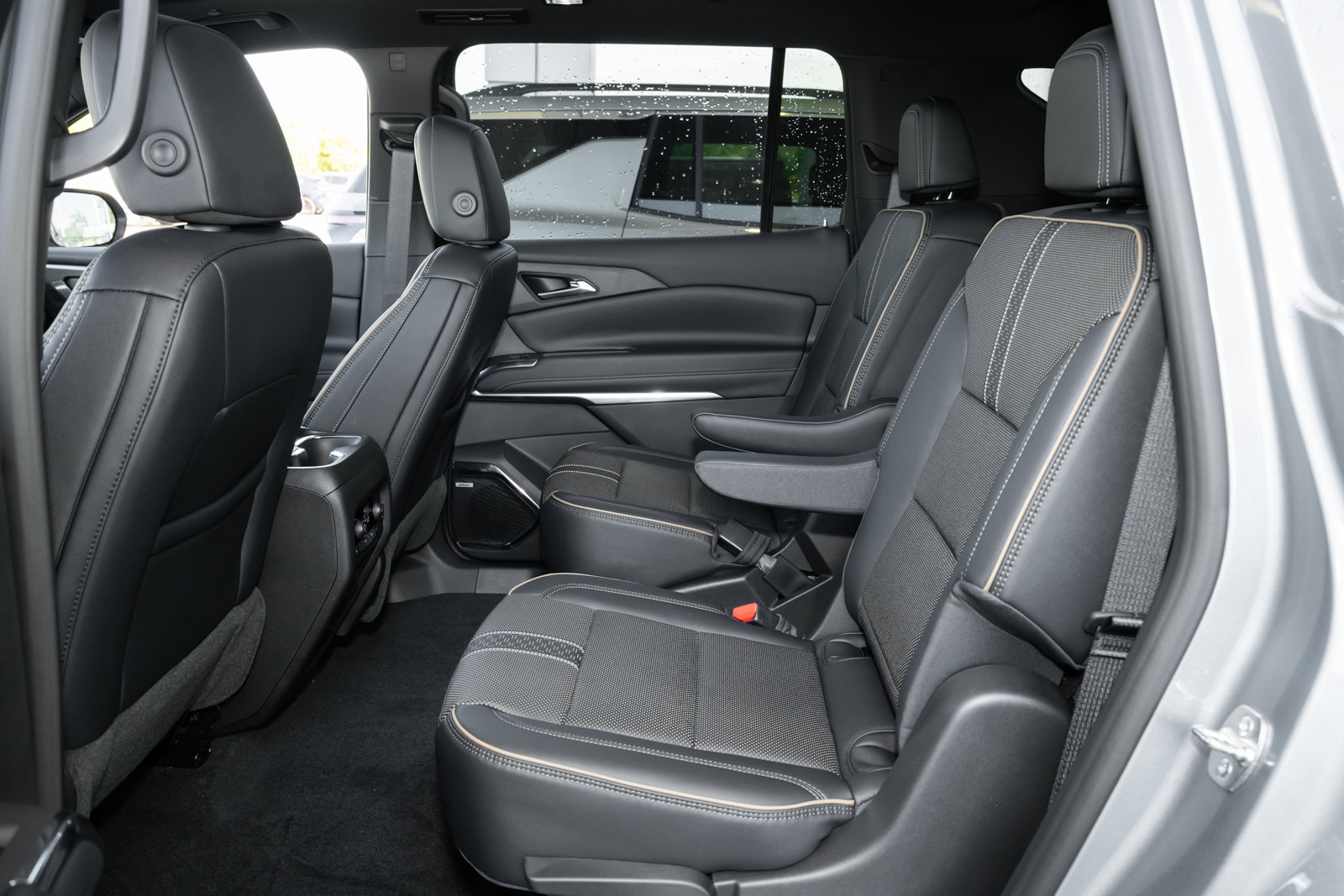 New 2026 Chevrolet Traverse High Country image 35