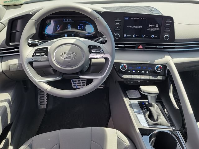 New 2026 Hyundai Elantra SEL Sport Premium FWD image 6
