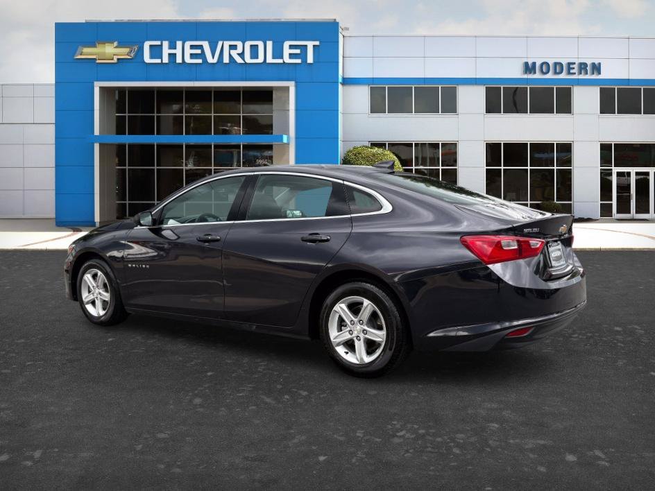 Used 2023 Chevrolet Malibu LT FWD image 3