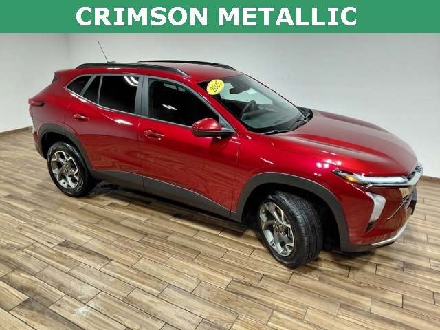 Used 2025 Chevrolet Trax LT image 6