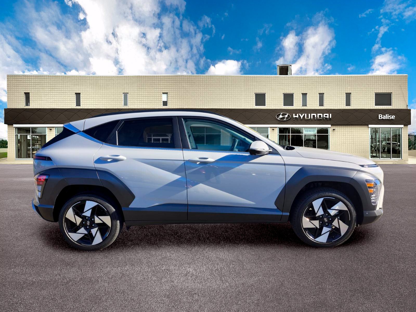 Certified 2024 Hyundai Kona Limited AWD/4WD image 2