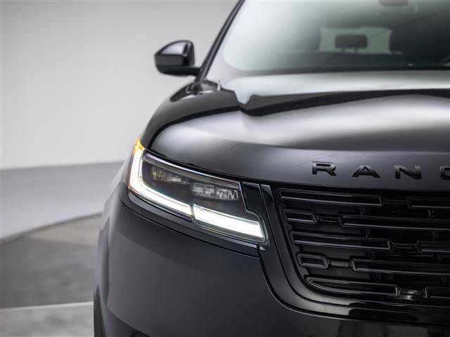 Used 2025 Land Rover Range Rover Velar Dynamic SE AWD/4WD image 30