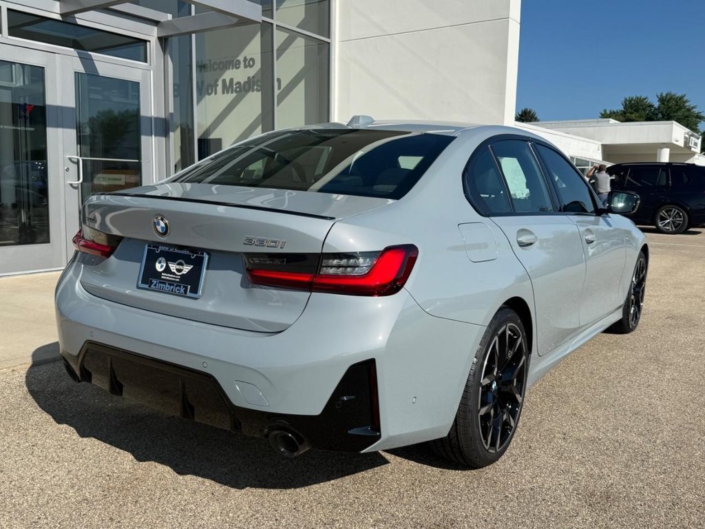 New 2026 BMW 330i xDrive Sedan w/ M Sport Package AWD/4WD image 3