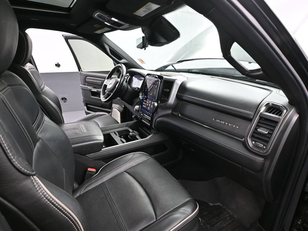 Used 2021 RAM 2500 Limited AWD/4WD image 57