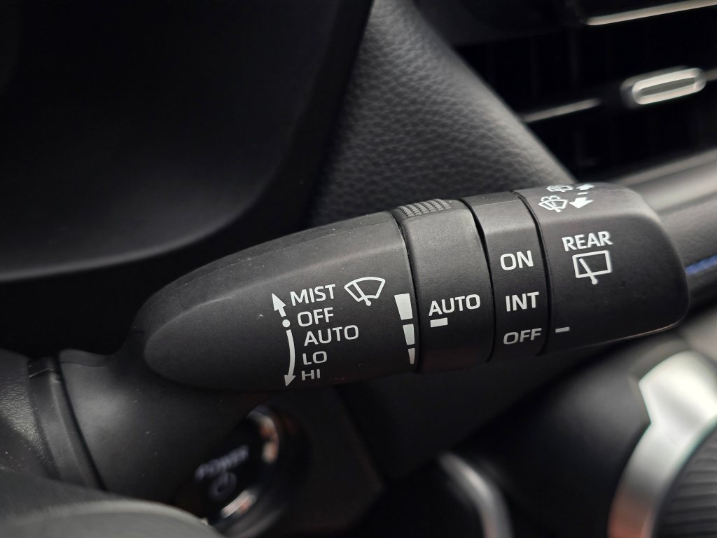 Used 2025 Toyota RAV4 XSE w/ Advanced Technology Package AWD/4WD image 42