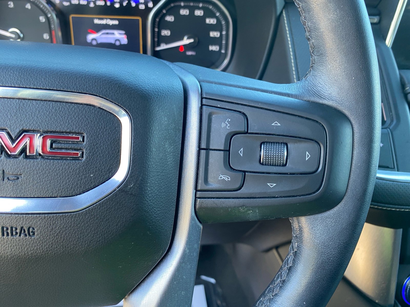 Used 2021 GMC Yukon SLT w/ SLT Luxury Plus Package image 29