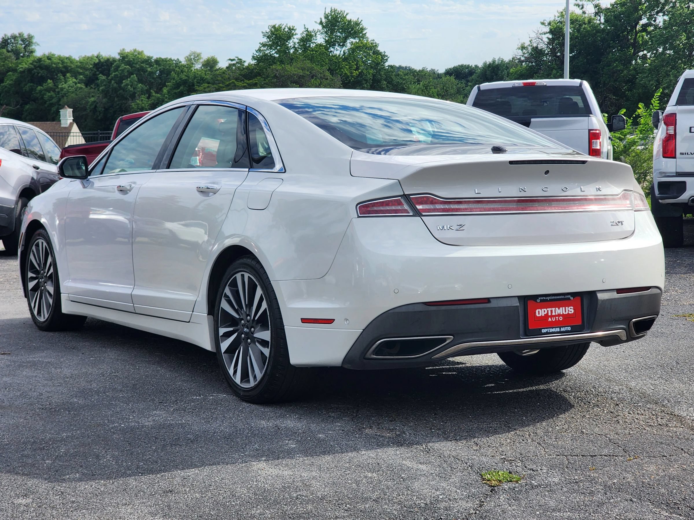 Used 2018 Lincoln MKZ Reserve w/ Climate Package FWD image 5