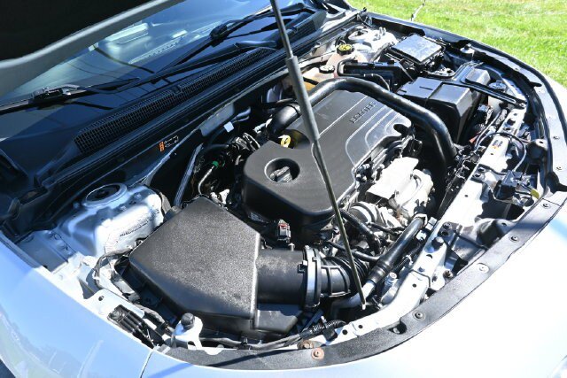 Used 2022 Chevrolet Malibu LT FWD image 14