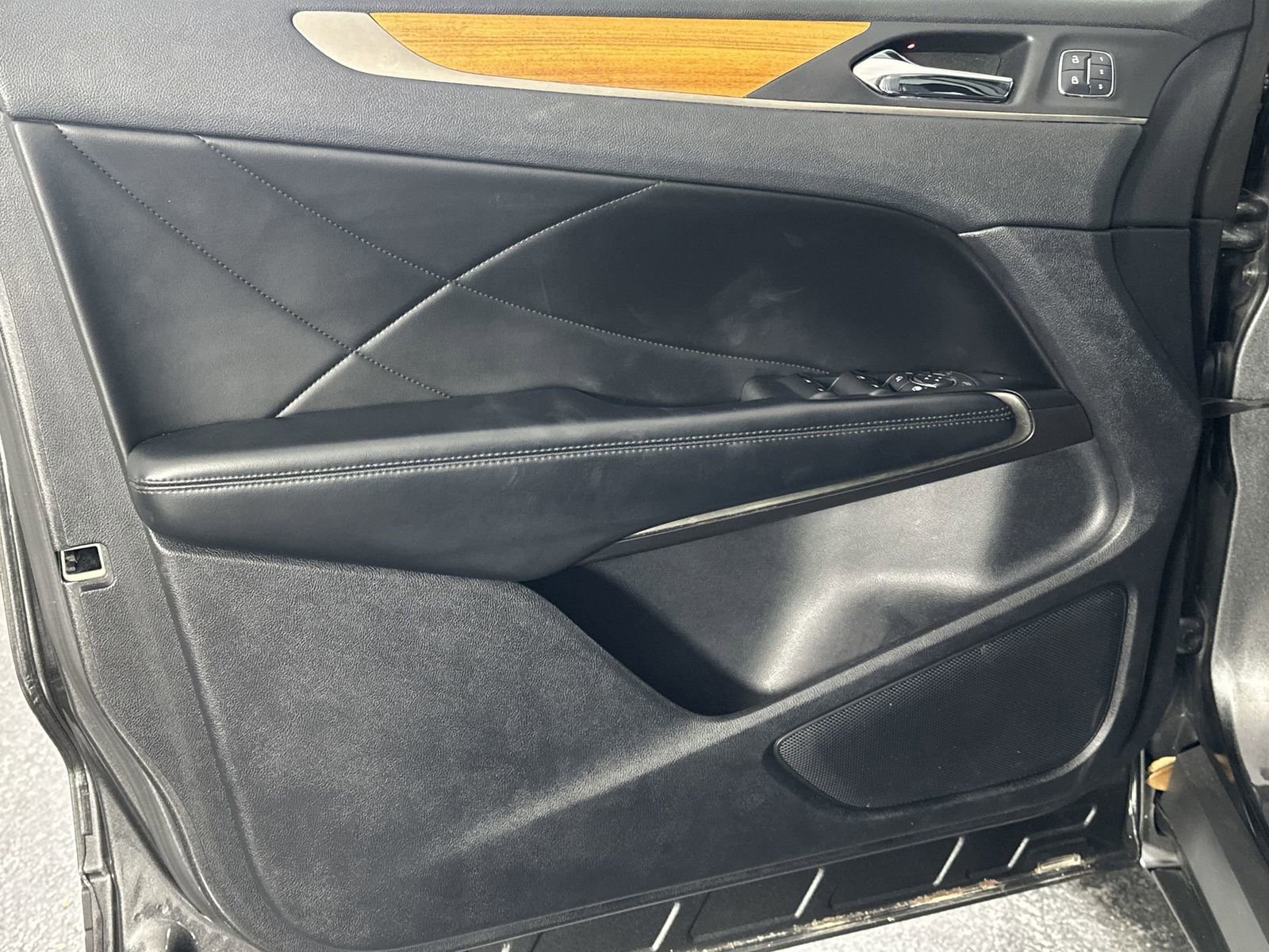 Used 2018 Lincoln MKC Reserve image 33