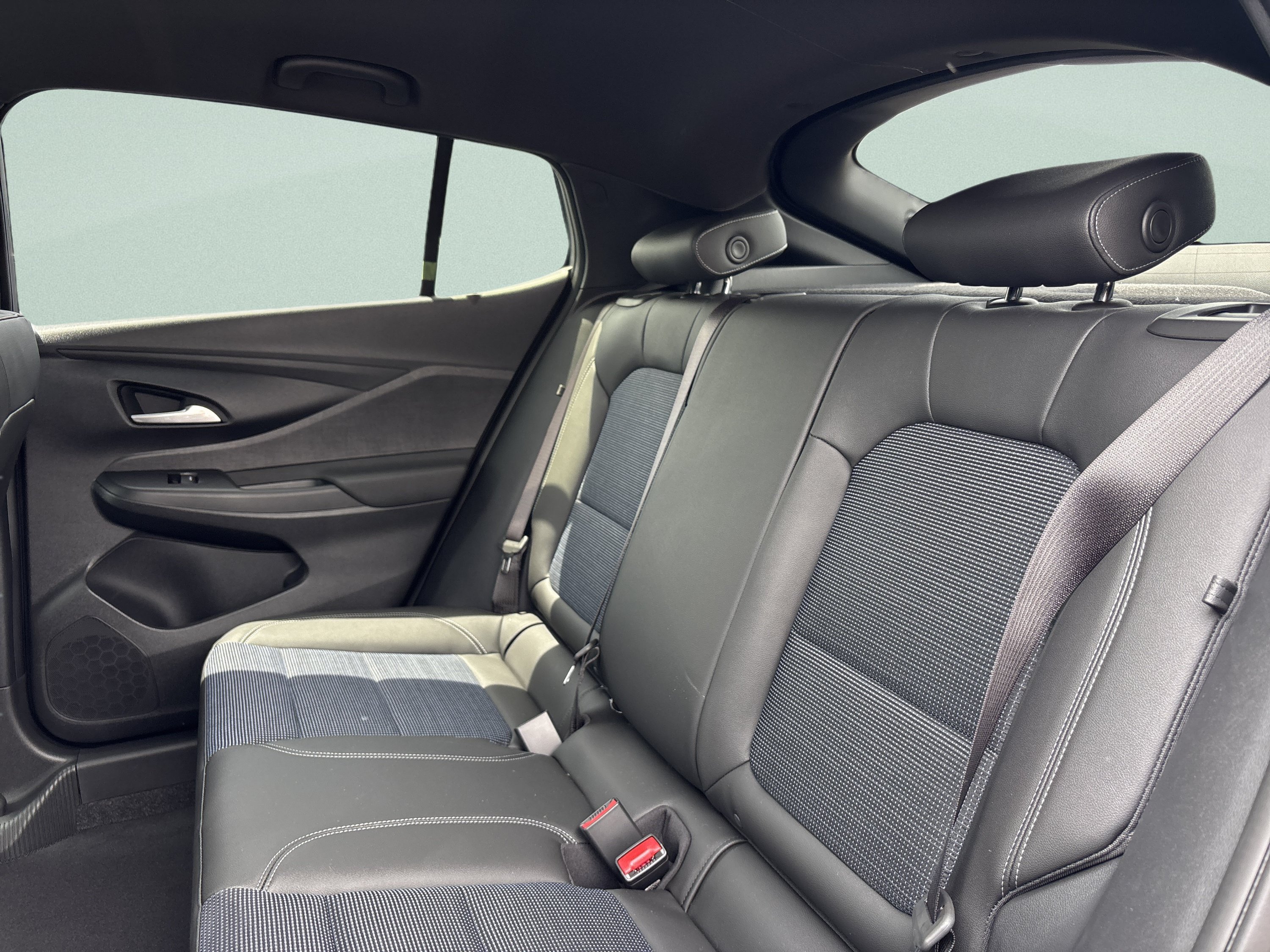 New 2026 Buick Envista Preferred w/ Convenience I Package FWD image 16
