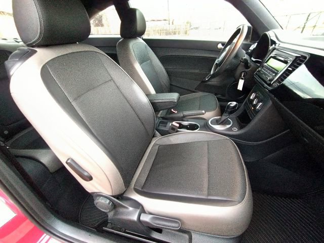 Used 2015 Volkswagen Beetle 1.8T image 26