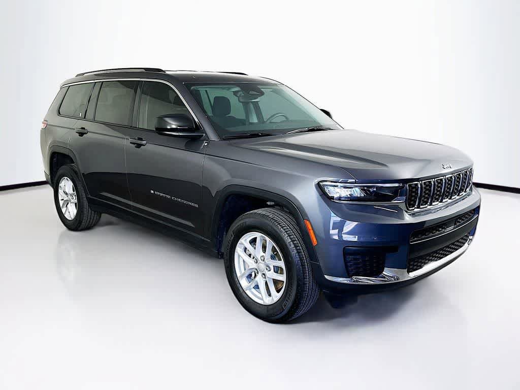 Used 2022 Jeep Grand Cherokee L Laredo w/ Luxury Tech Group I AWD/4WD image 24