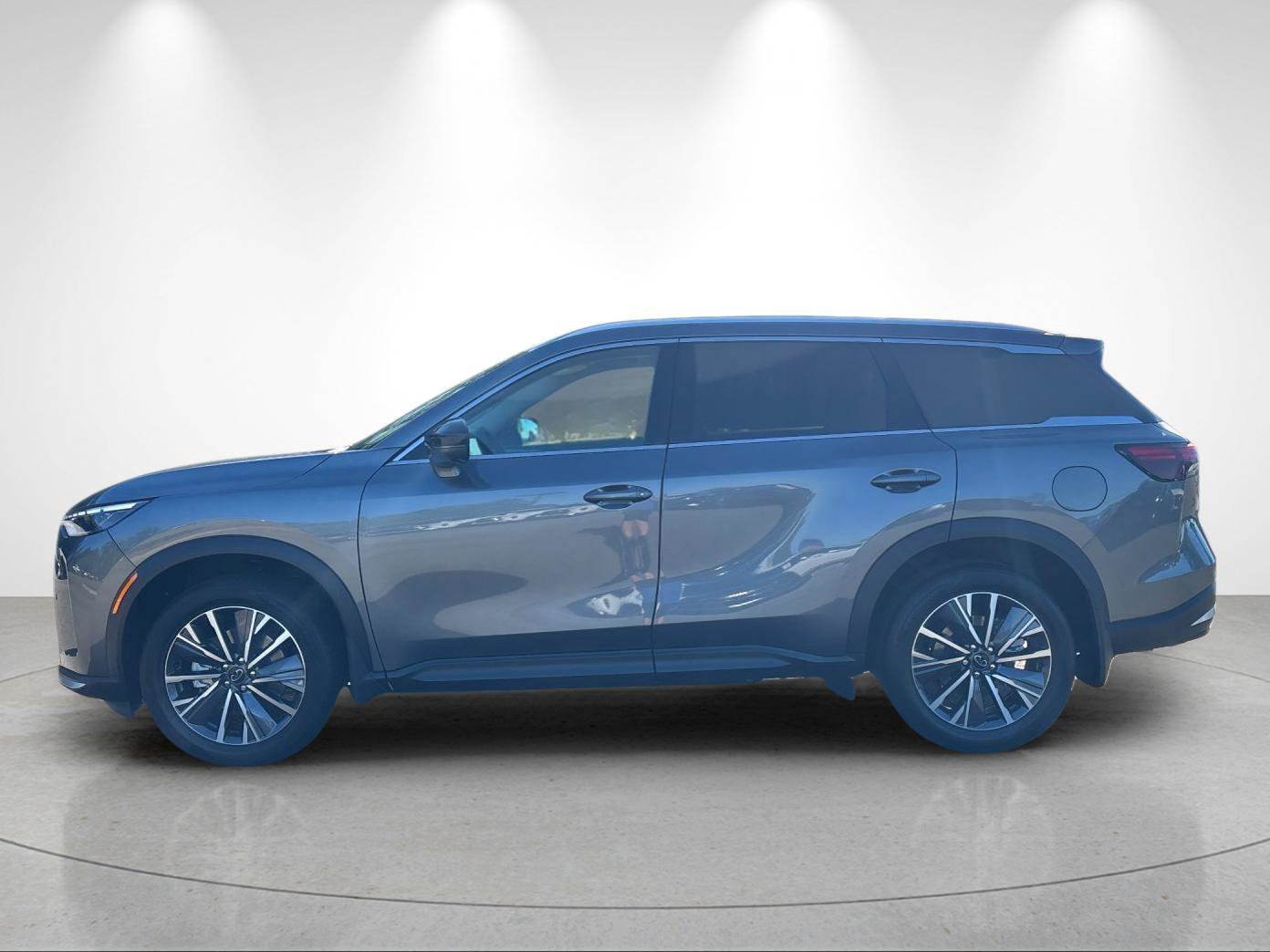 New 2027 INFINITI QX60 Luxe AWD/4WD image 2