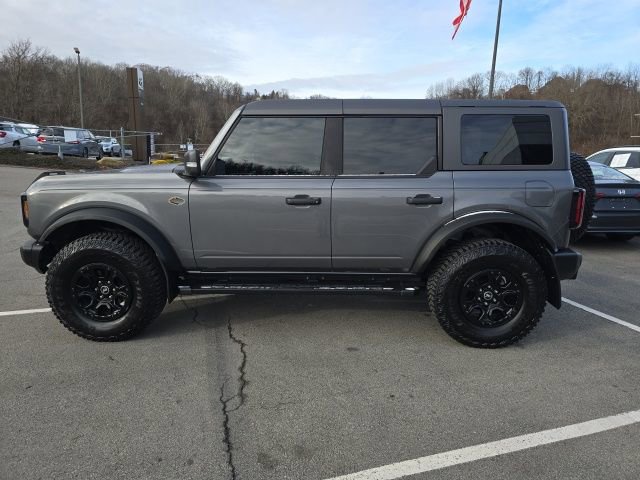 Used 2023 Ford Bronco Wildtrak image 2