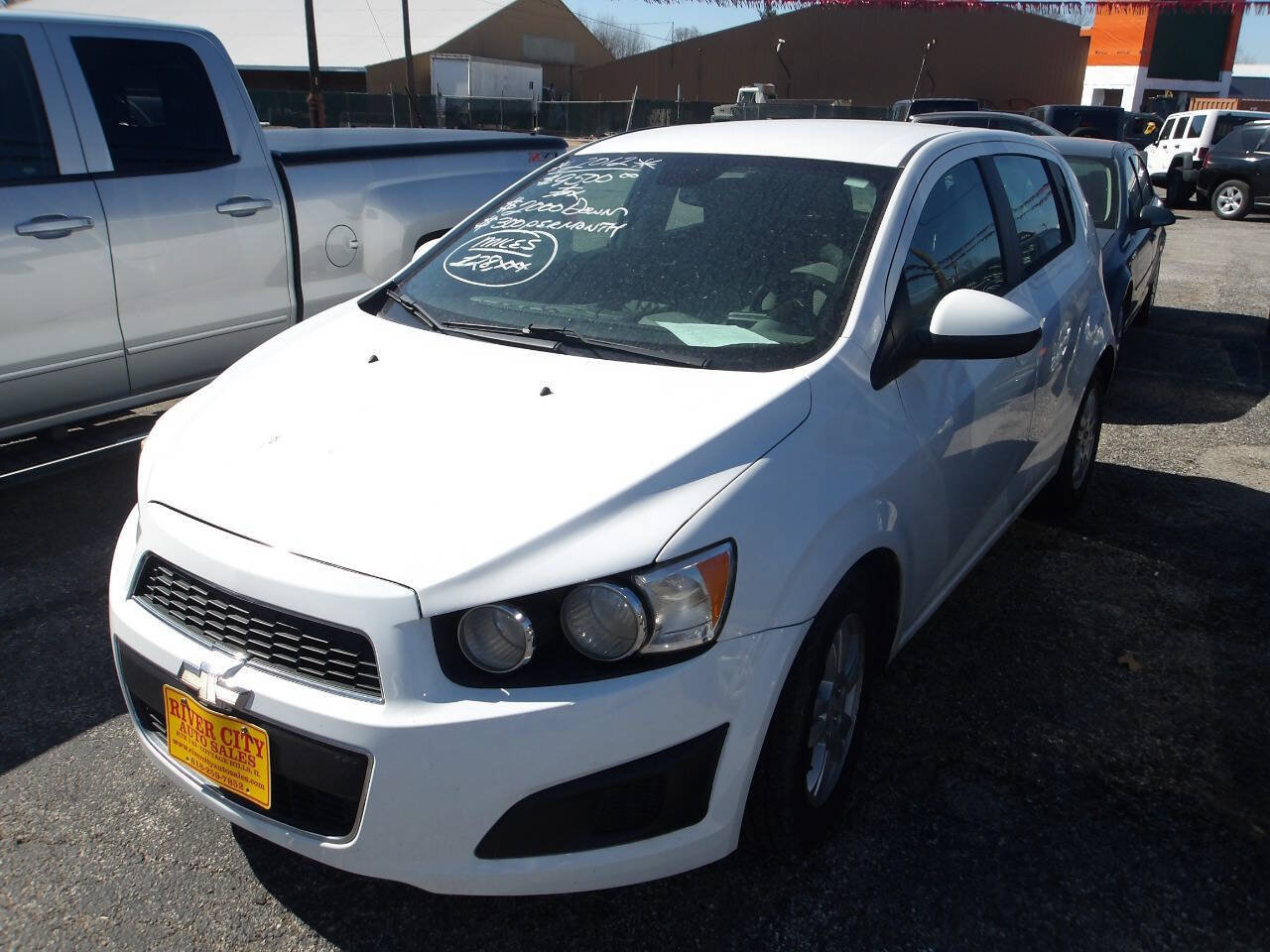 Used 2012 Chevrolet Sonic LS image 3