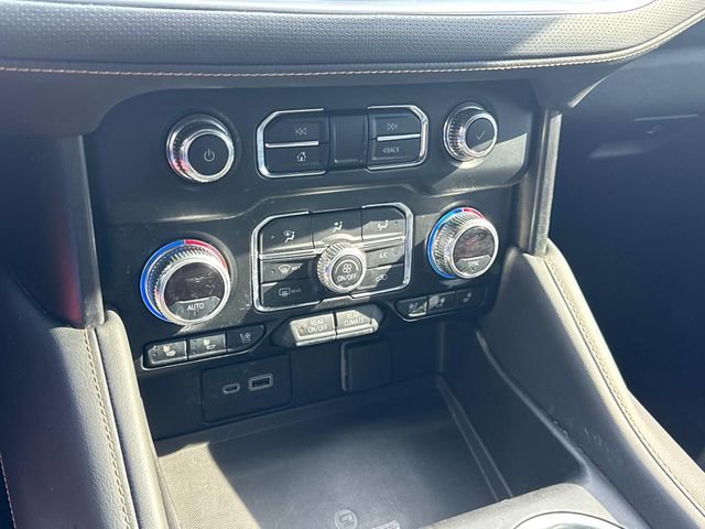 Used 2021 GMC Yukon AT4 w/ AT4 Premium Plus Package image 40