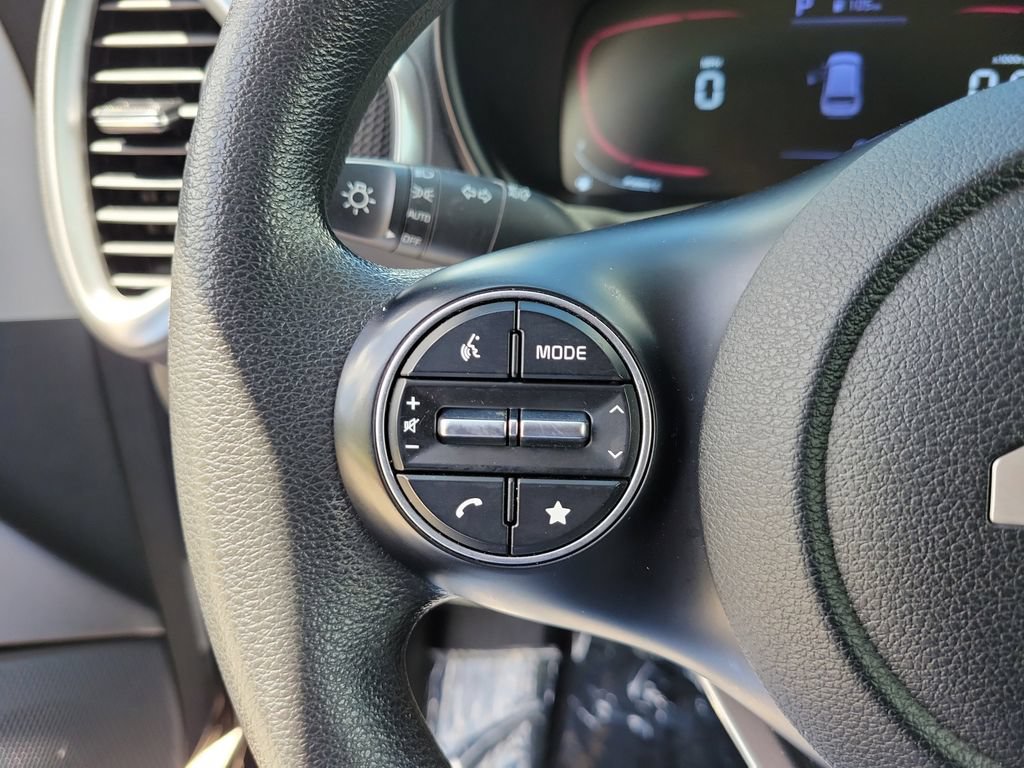 Used 2024 Kia Soul LX w/ Option Group 015 FWD image 23