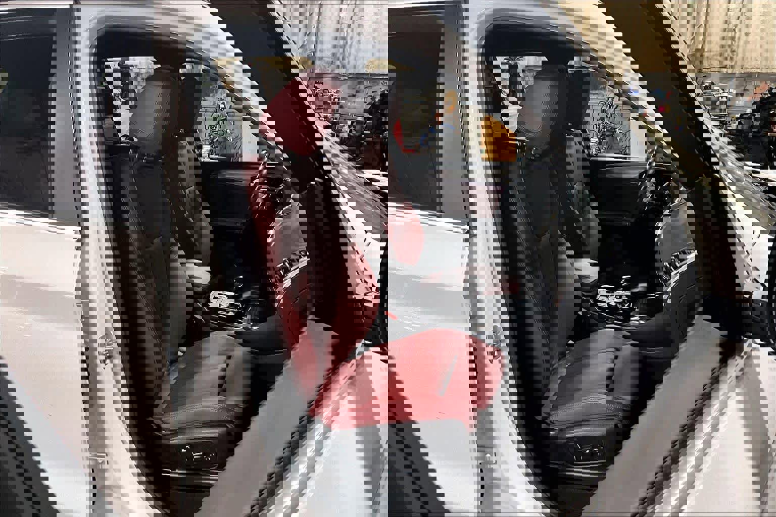 Used 2024 BMW X3 xDrive30i w/ Convenience Package image 9