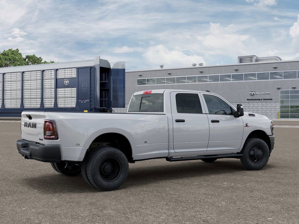New 2026 RAM 3500 Tradesman AWD/4WD image 4