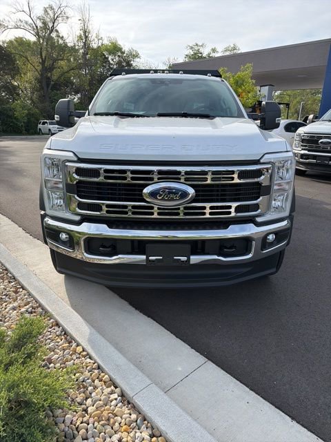New 2026 Ford F550 4x4 Regular Cab Super Duty image 8