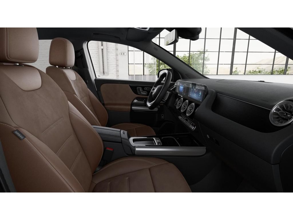 New 2026 Mercedes-Benz GLA 250 4MATIC image 4