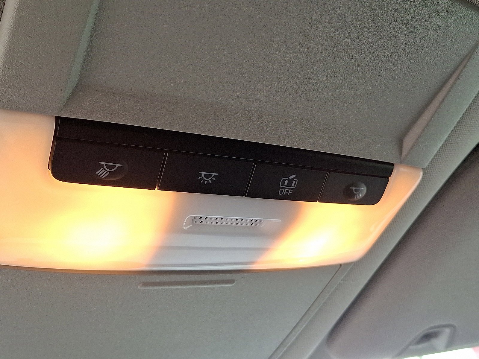 Used 2024 Nissan Pathfinder S image 26