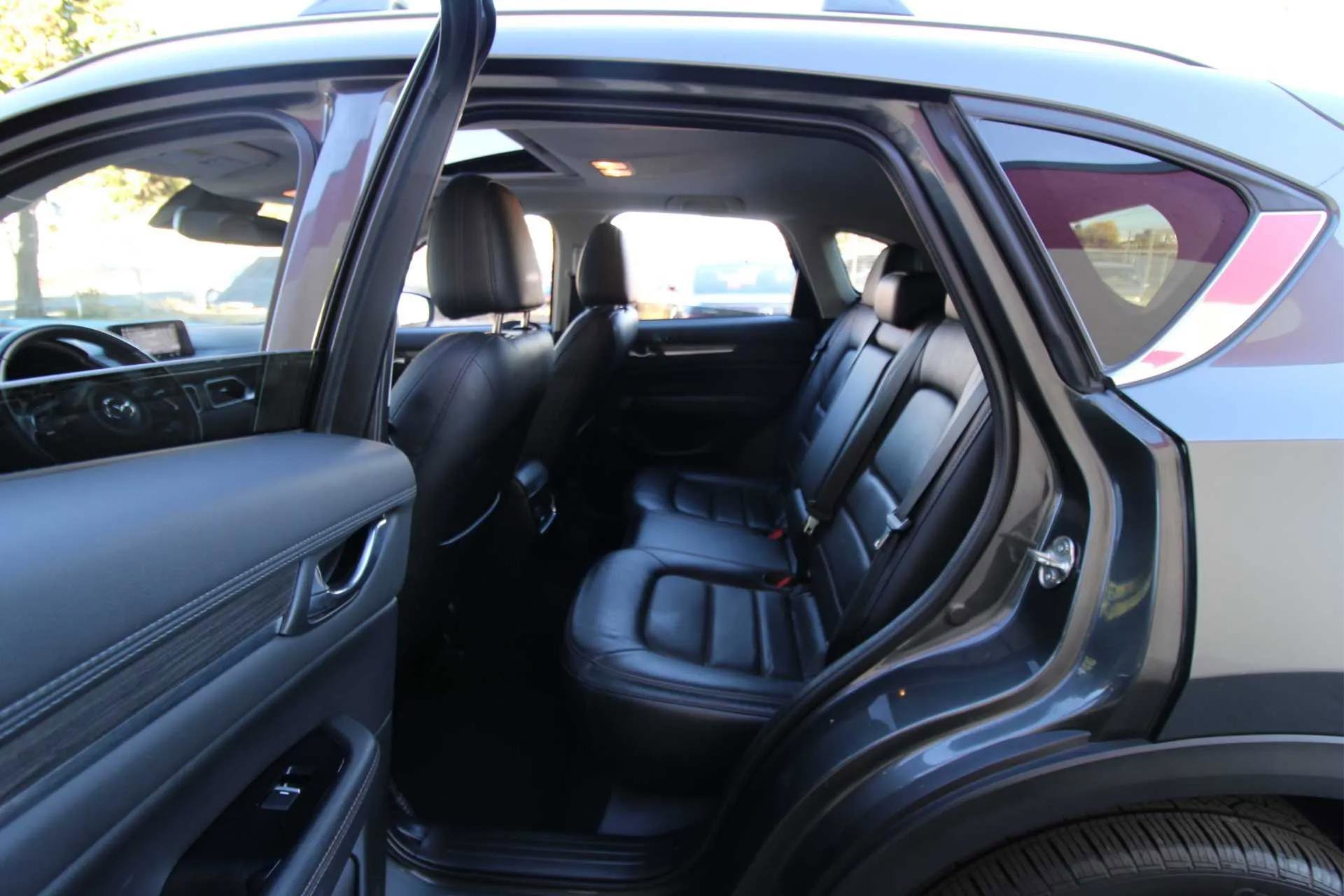 Used 2019 MAZDA CX-5 Grand Touring w/ GT Premium Package image 17