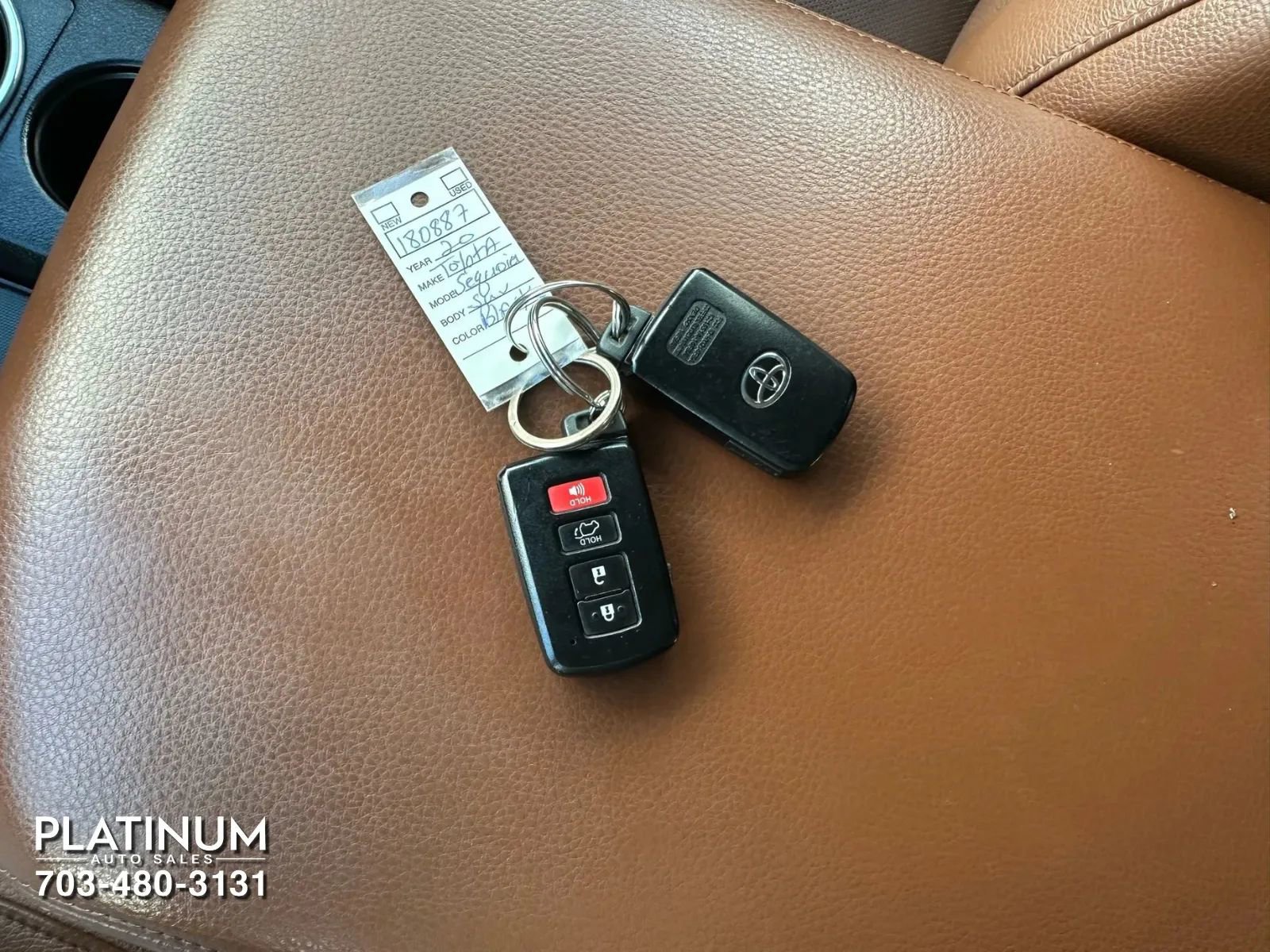 Used 2020 Toyota Sequoia Platinum image 28