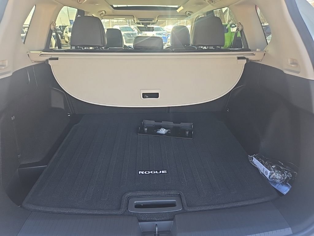 New 2026 Nissan Rogue SV image 36
