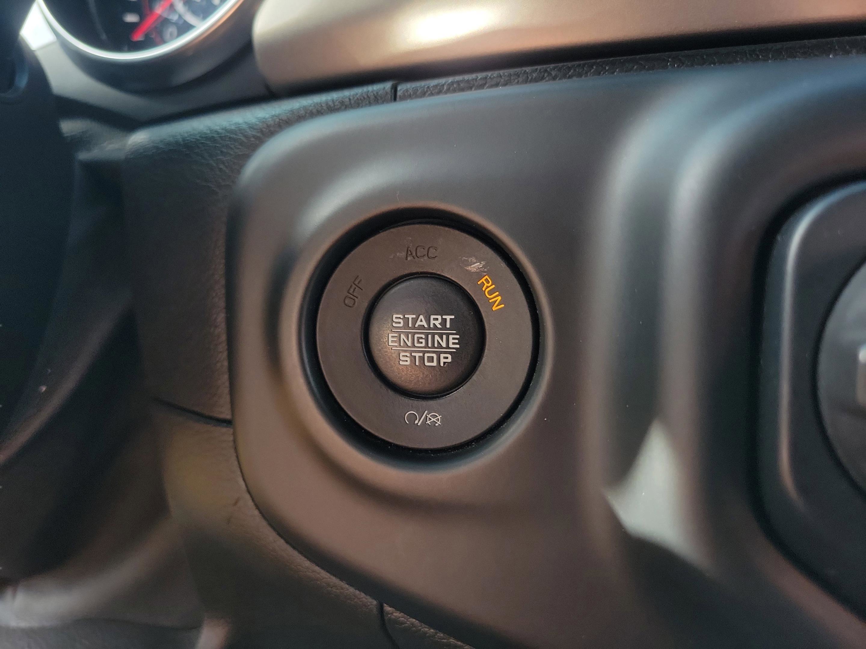 Used 2019 Jeep Wrangler Rubicon w/ Steel Bumper Group image 16