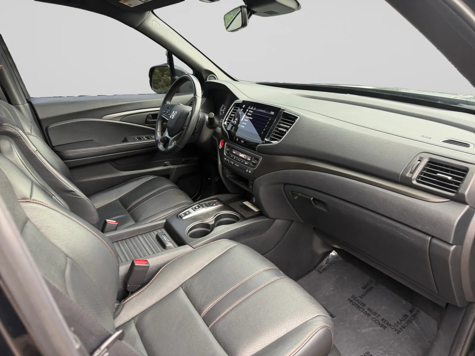 Used 2023 Honda Passport TrailSport image 33