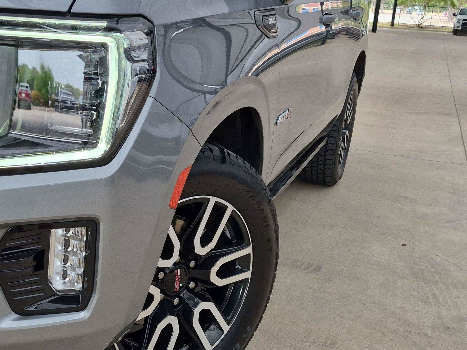 Used 2023 GMC Yukon AT4 w/ AT4 Premium Package AWD/4WD image 8