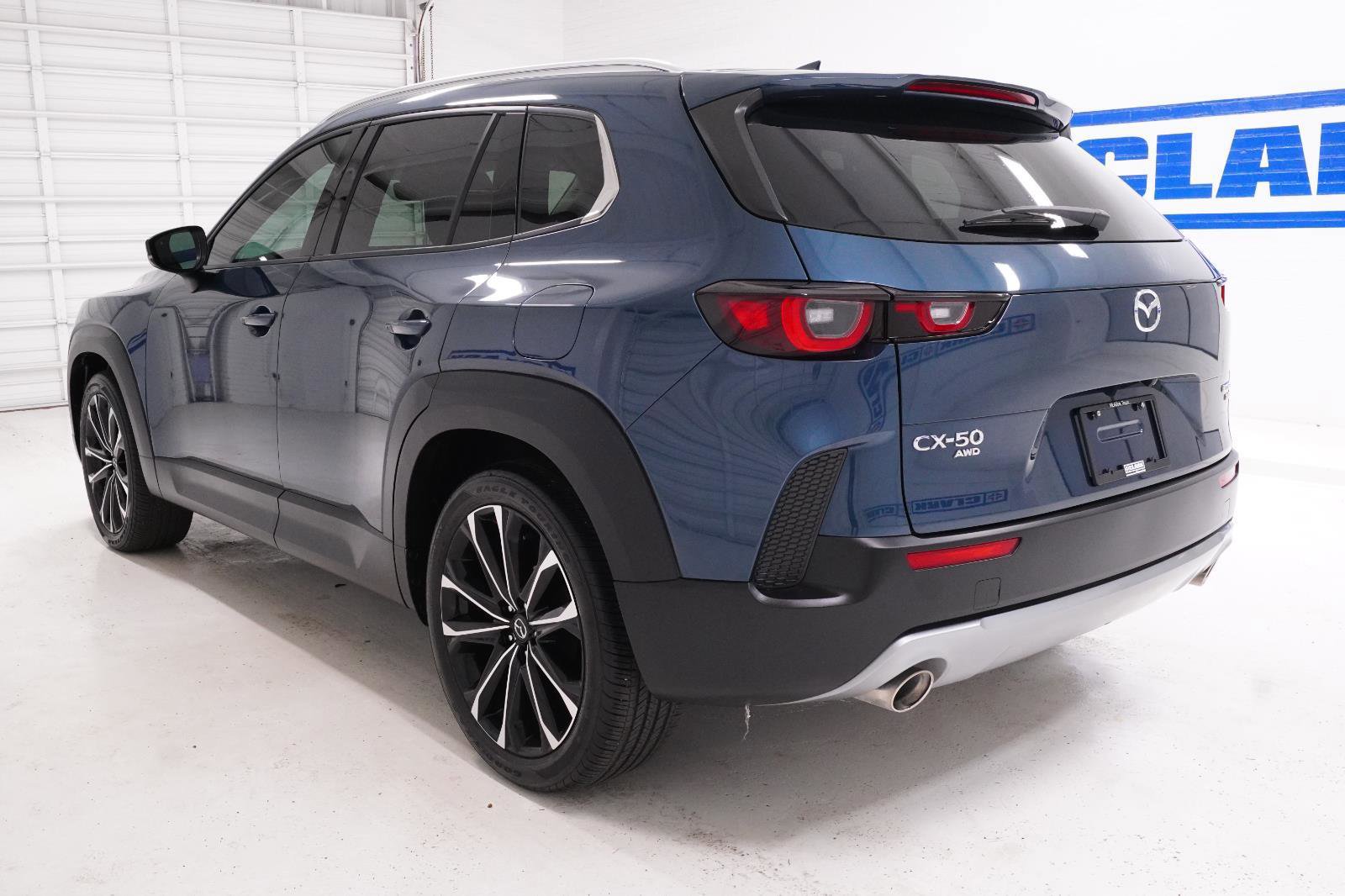 Used 2024 MAZDA CX-50 AWD 2.5 Turbo w/ Cargo Package image 10