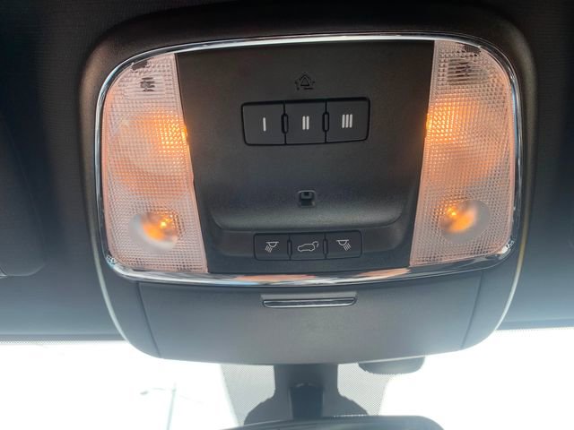 Used 2021 Jeep Grand Cherokee Laredo image 21