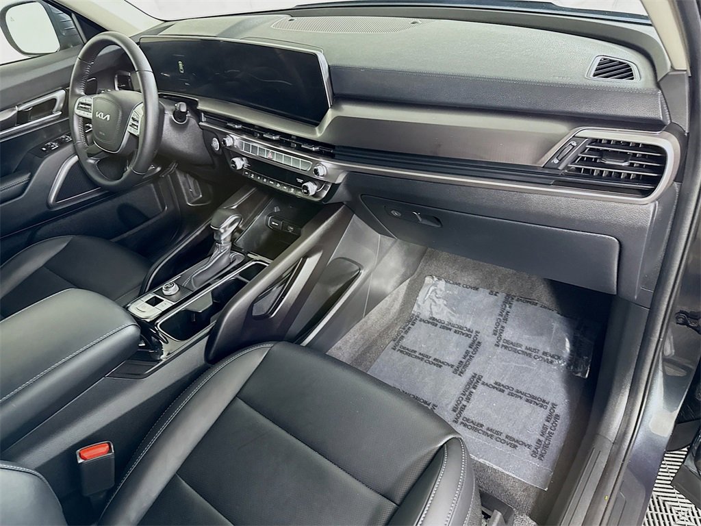 Used 2024 Kia Telluride LX image 34