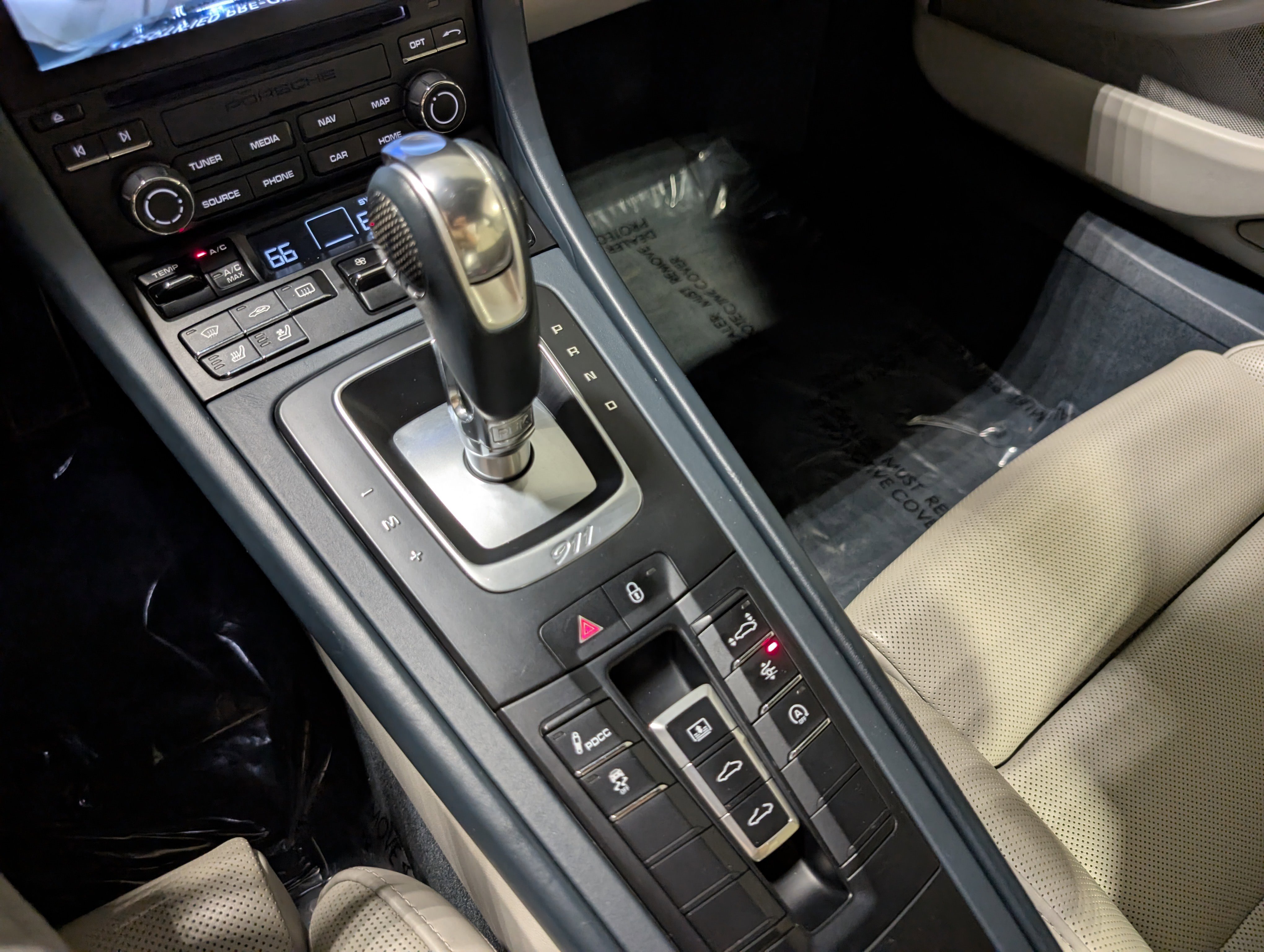 Certified 2017 Porsche 911 Turbo S image 43