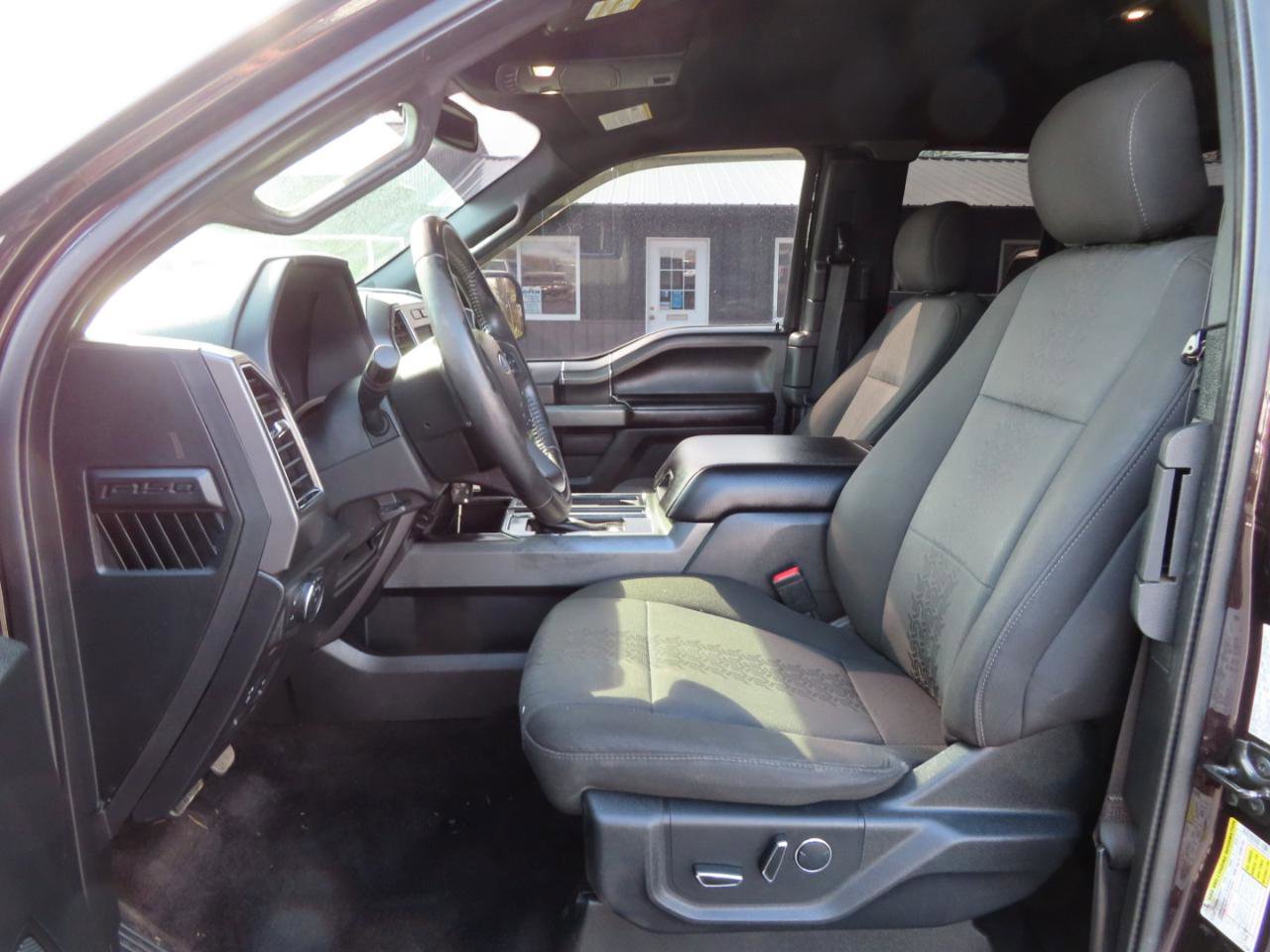 Used 2018 Ford F150 XLT w/ Equipment Group 302A Luxury image 28