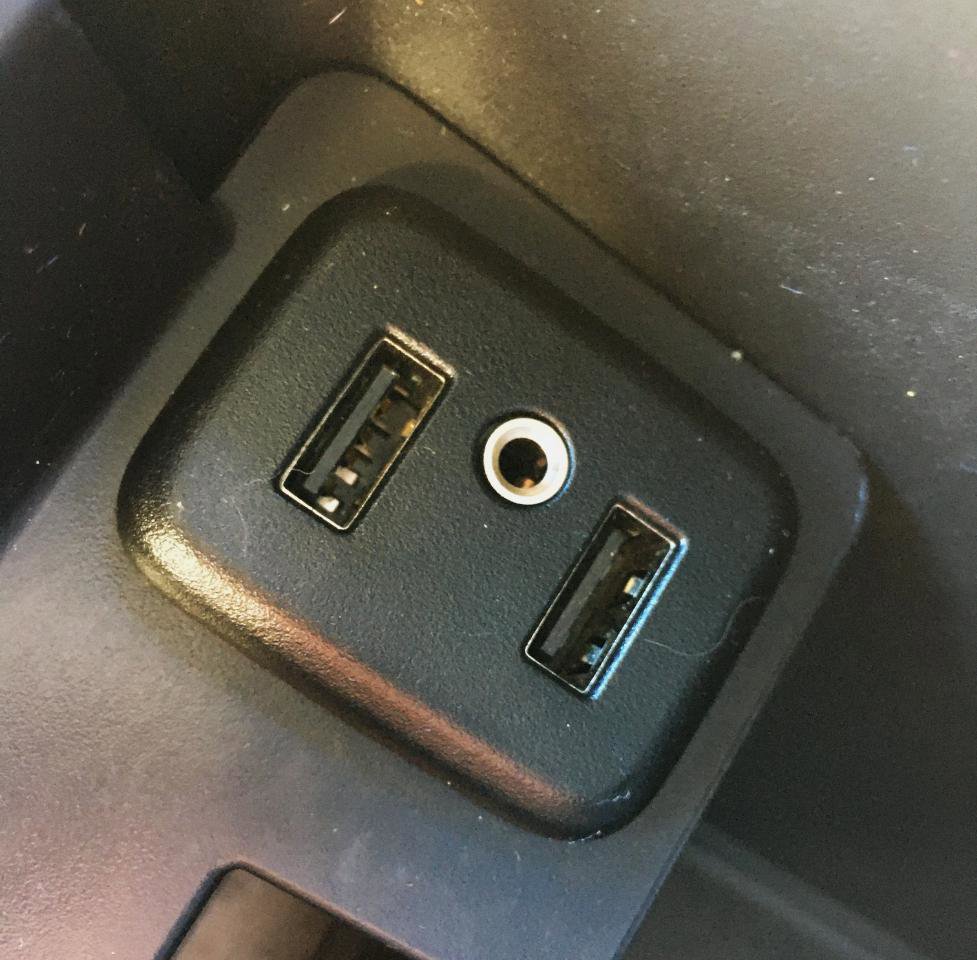 Used 2018 Chevrolet Suburban LS w/ Enhanced Driver Alert Package image 24