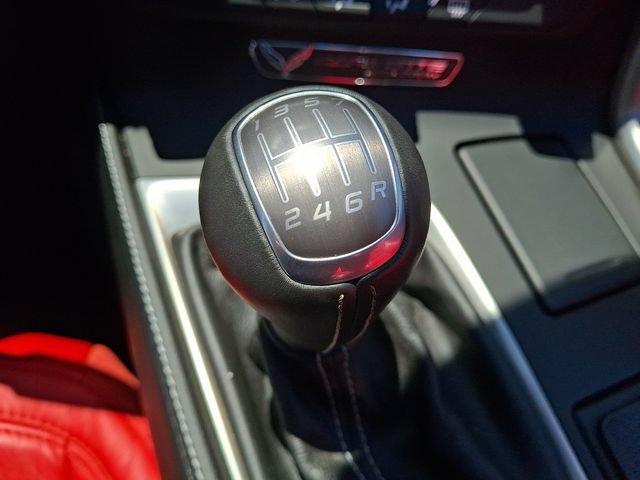 Used 2015 Chevrolet Corvette Stingray Convertible RWD image 13