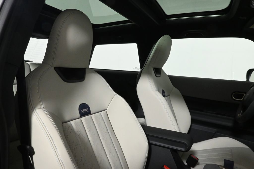 Used 2025 MINI Cooper S image 35