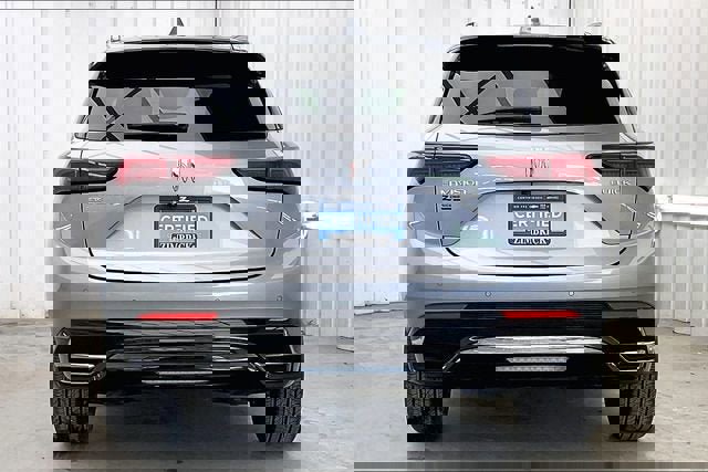 Certified 2025 Buick Envision Sport Touring AWD/4WD image 4