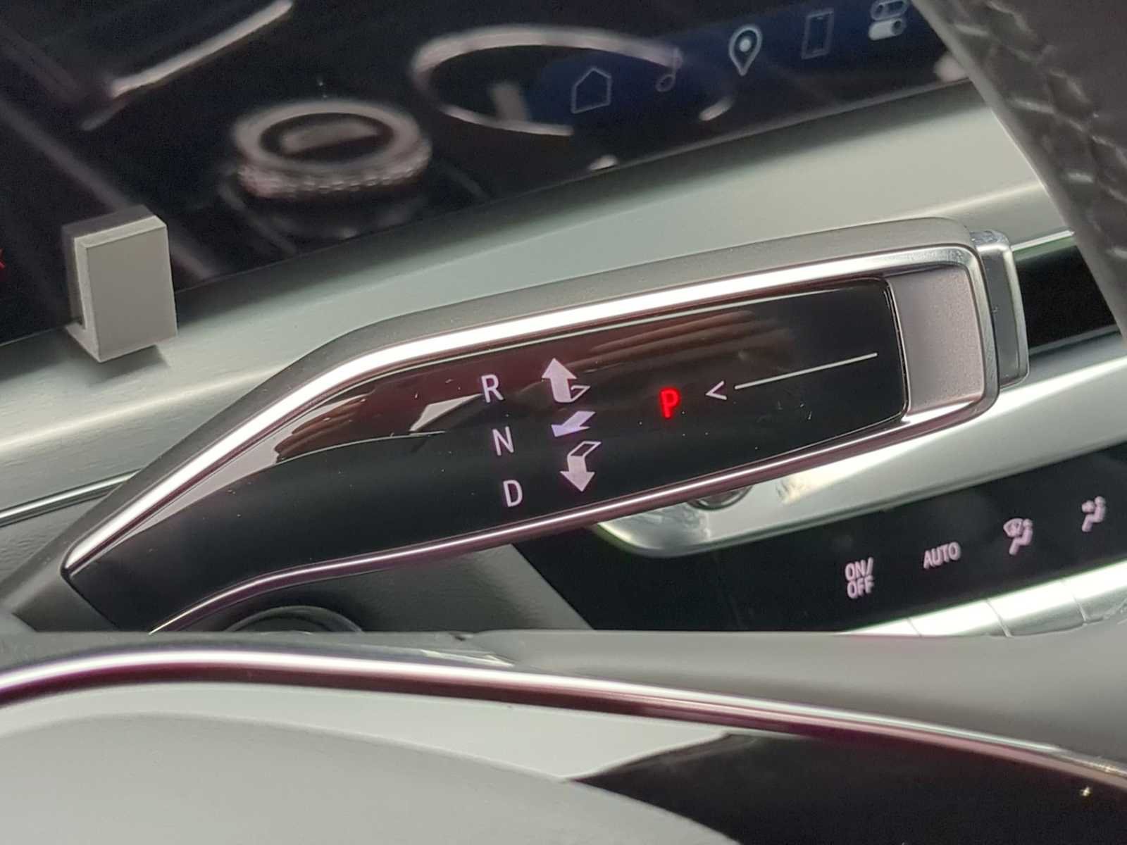 Certified 2024 Cadillac Lyriq Luxury AWD/4WD image 15