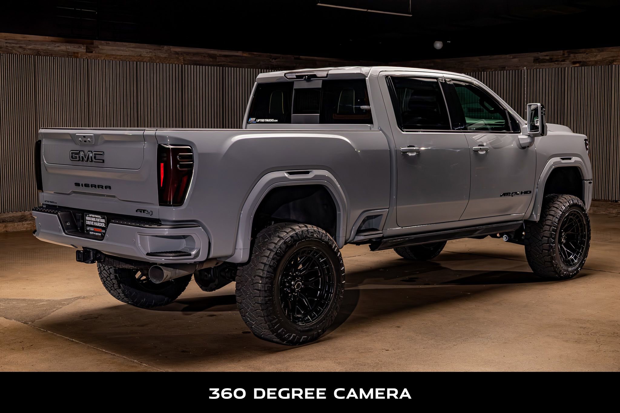 Used 2025 GMC Sierra 2500 AT4X image 10