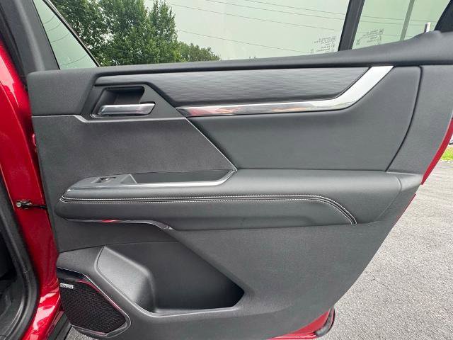 New 2025 GMC Acadia Elevation w/ Elevation Premium Package image 25