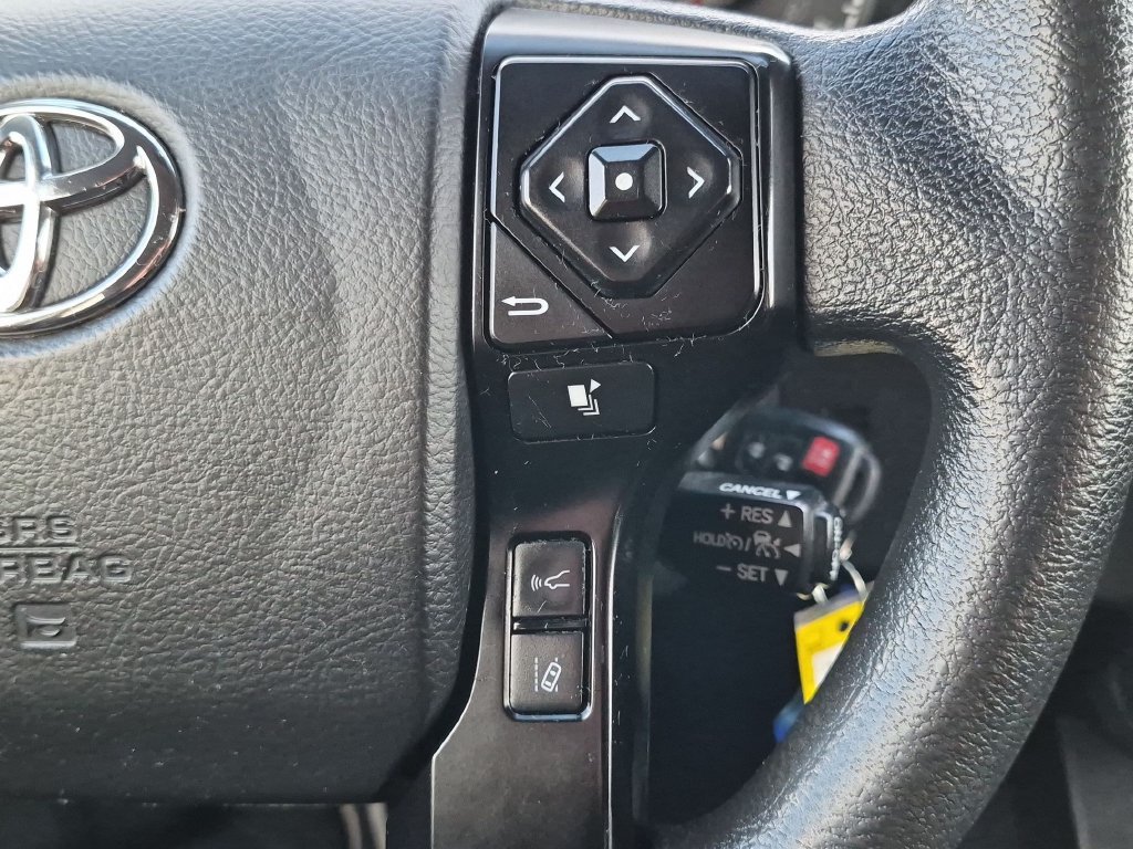 Used 2022 Toyota Tacoma SR AWD/4WD image 15