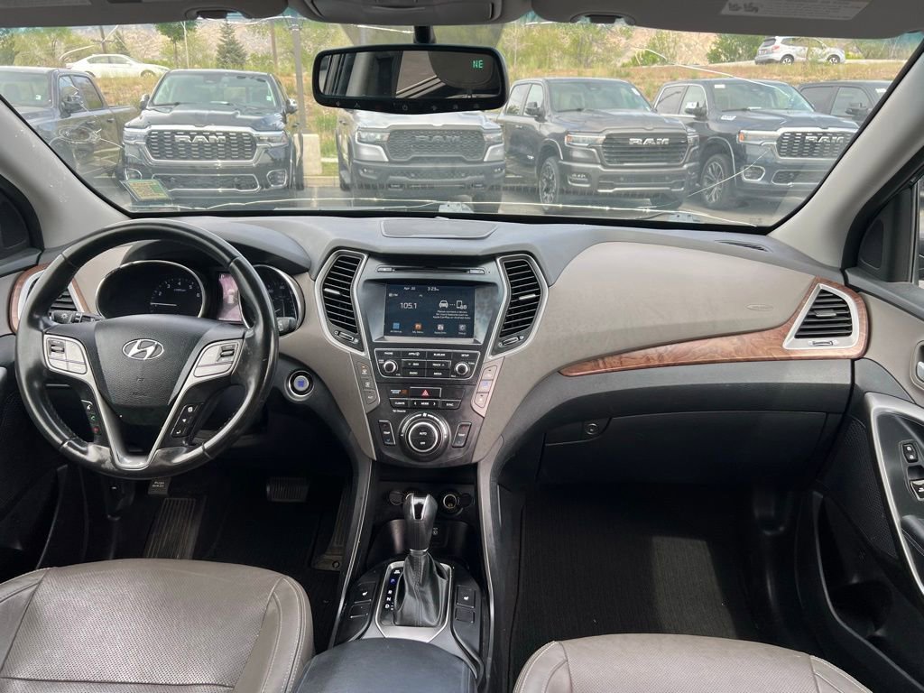 Used 2017 Hyundai Santa Fe SE w/ SE Premium Package 02 AWD/4WD image 24